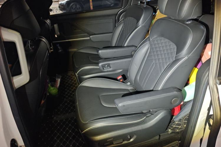 Used Hyundai Custo 2021 380TGDi Smart Love Flagship Edition TOP Premium Left Rear Seat