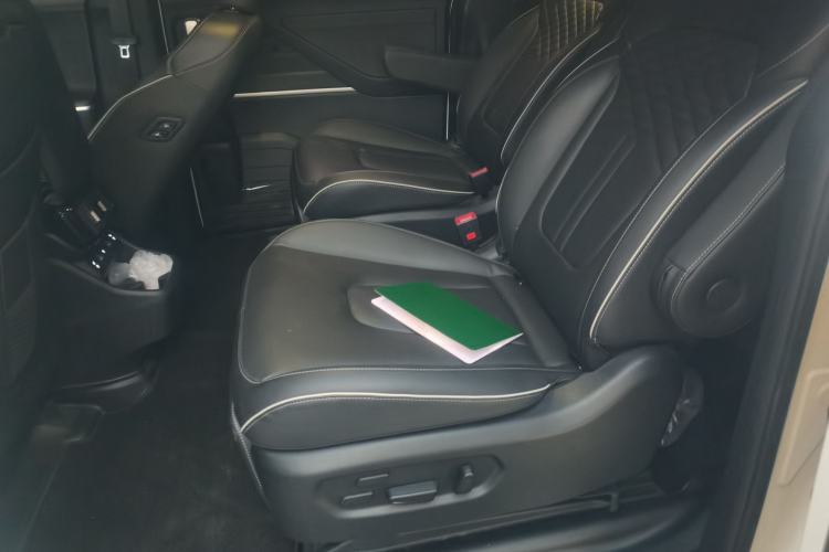 Used Hyundai Custo 2021 380TGDi Smart Love Flagship Edition TOP Premium Left Rear Seat
