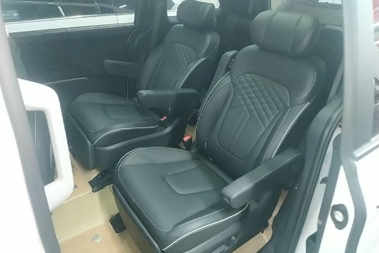 Used Hyundai Custo 2021 380TGDi Smart Love Flagship Edition TOP Premium Left Rear Seat