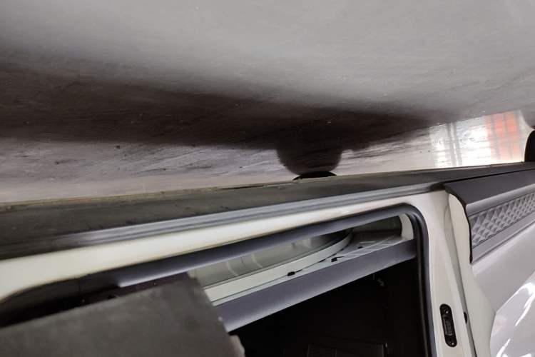 Used Hyundai Custo 2021 380TGDi Smart Love Flagship Edition TOP Premium Left Side Sill