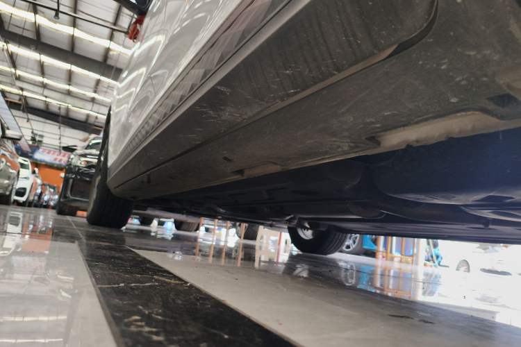 Used Hyundai Custo 2021 380TGDi Smart Love Flagship Edition TOP Premium Left Side Sill