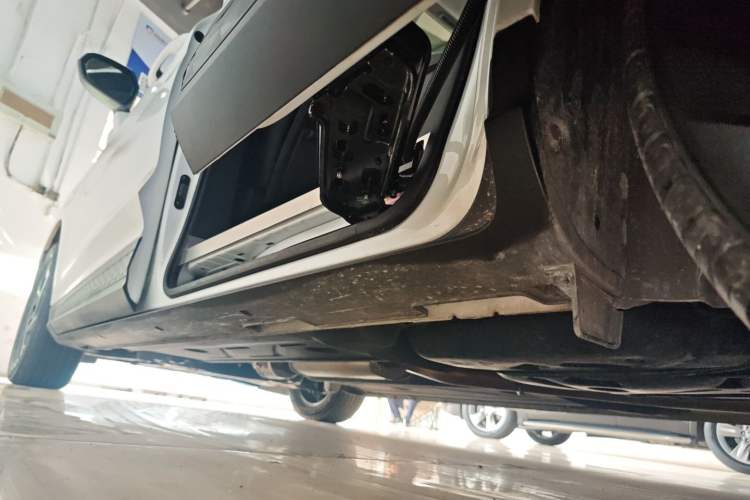 Used Hyundai Custo 2021 380TGDi Smart Luxury Premium LUX Left Side Sill