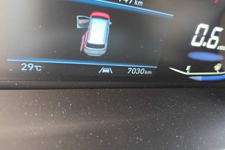 Used Hyundai Custo 2021 380TGDi Smart Luxury Premium LUX Odometer Close Up