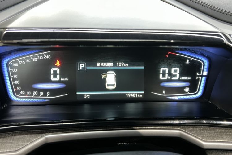 Used Hyundai Custo 2021 270TGDi Prestige LUX Odometer Close Up