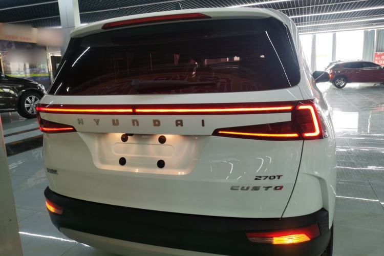 Used Hyundai Custo 2021 270TGDi Prestige LUX Rear