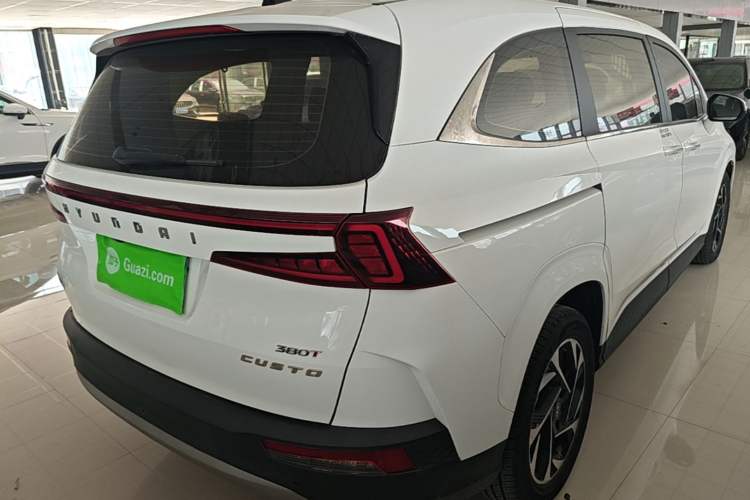 Used Hyundai Custo 2021 380TGDi Smart Luxury Premium LUX Rear Right 45 Deg