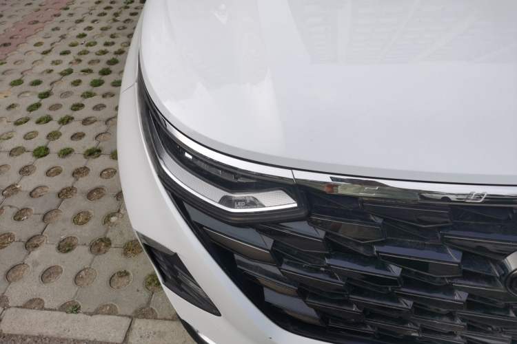 Used Hyundai Custo 2021 380TGDi Smart Love Flagship Edition TOP Premium Right Front Headlight