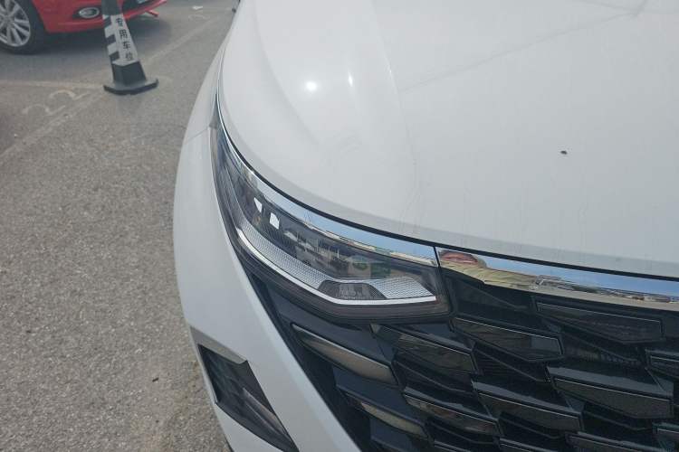 Used Hyundai Custo 2021 270TGDi Prestige LUX Right Front Headlight