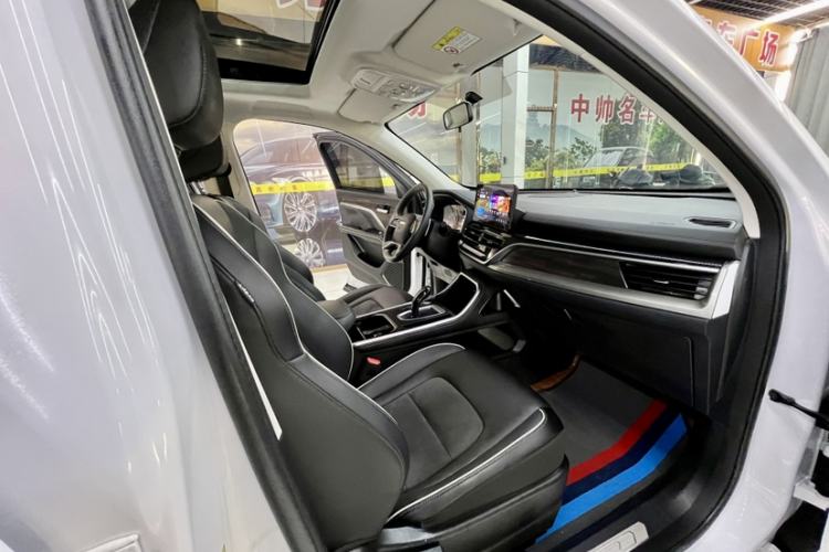 Used Hyundai Custo 2021 270TGDi Prestige LUX Right Front Seat