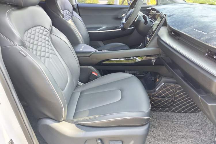 Used Hyundai Custo 2021 380TGDi Smart Love Flagship Edition TOP Premium Right Front Seat