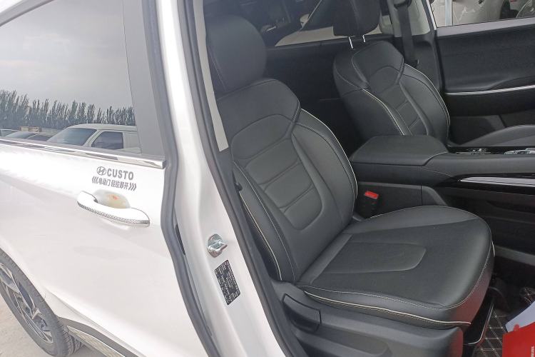 Used Hyundai Custo 2021 270TGDi Prestige LUX Right Front Seat
