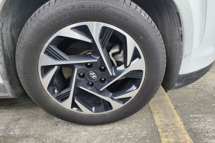Used Hyundai Custo 2021 380TGDi Smart Love Flagship Edition TOP Premium Right Front Wheel Hub