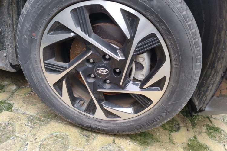 Used Hyundai Custo 2021 380TGDi Smart Love Flagship Edition TOP Premium Right Front Wheel Hub