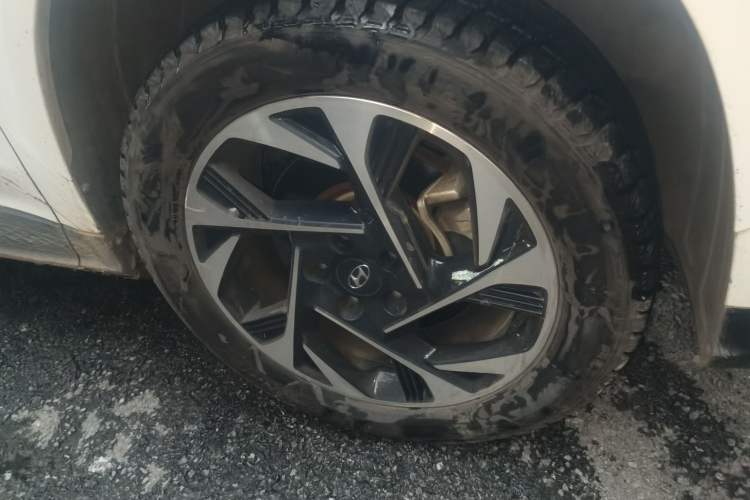 Used Hyundai Custo 2021 380TGDi Smart Love Flagship Edition TOP Premium Right Front Wheel Hub