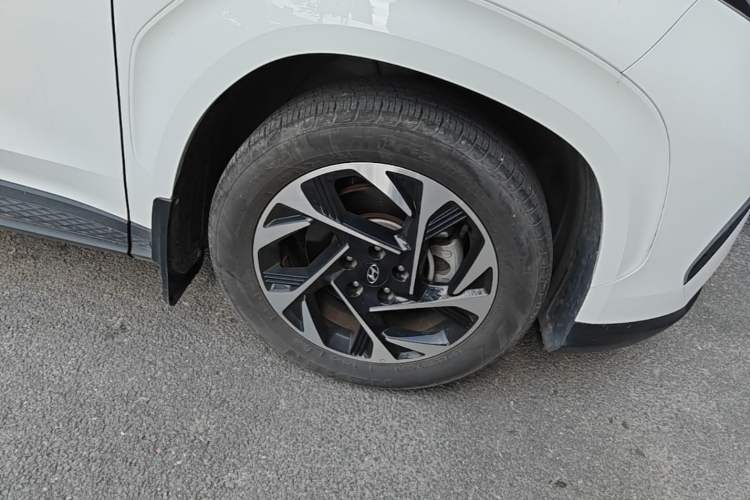 Used Hyundai Custo 2021 380TGDi Smart Love Flagship Edition TOP Premium Right Front Wheel Hub