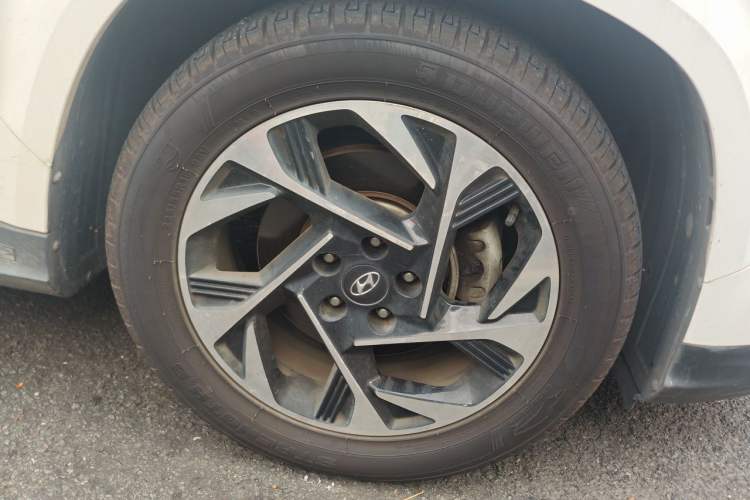 Used Hyundai Custo 2021 380TGDi Smart Love Flagship Edition TOP Premium Right Front Wheel Hub