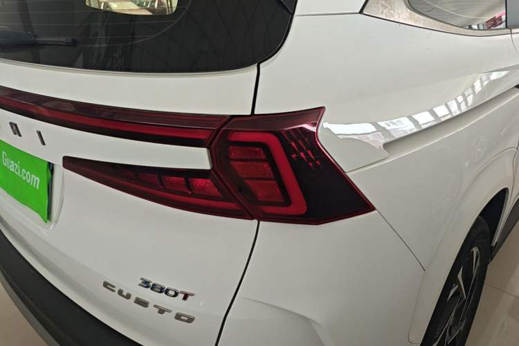 Used Hyundai Custo 2021 380TGDi Smart Luxury Premium LUX Right Rear Taillight