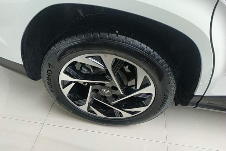 Used Hyundai Custo 2021 380TGDi Smart Love Flagship Edition TOP Premium Right Rear Wheel Hub