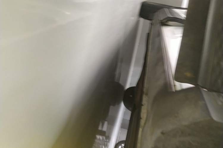 Used Hyundai Custo 2021 380TGDi Deluxe Edition DLX Right Side Sill