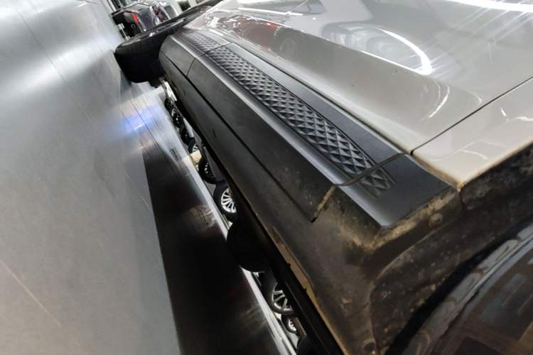 Used Hyundai Custo 2021 380TGDi Smart Love Flagship Edition TOP Premium Right Side Sill