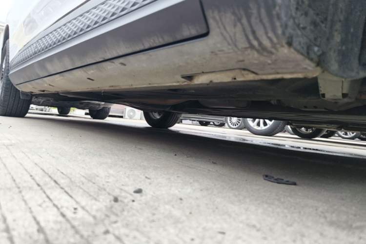Used Hyundai Custo 2021 270TGDi Prestige LUX Right Side Sill