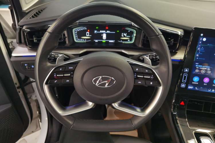 Used Hyundai Custo 2021 380TGDi Smart Love Flagship Edition TOP Premium Steering Wheel