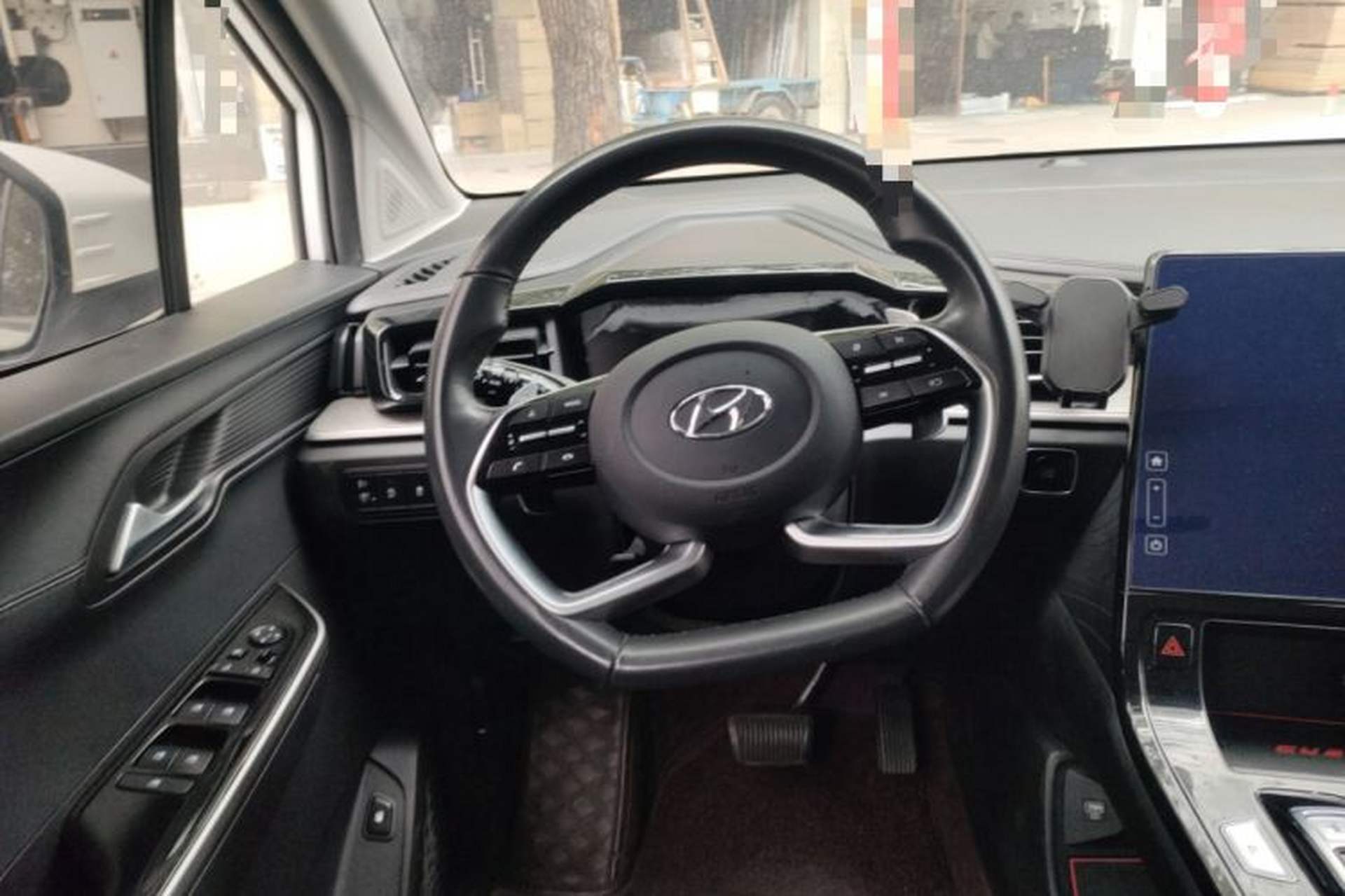 Used Hyundai Custo 2021 380TGDi Deluxe Edition DLX Steering Wheel