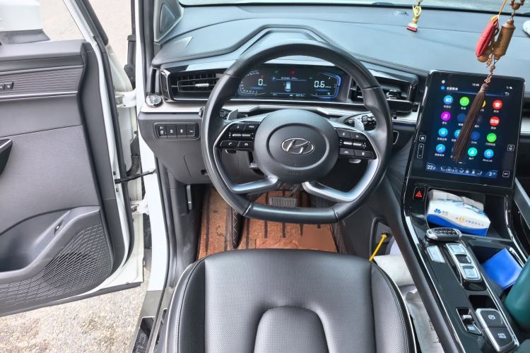 Used Hyundai Custo 2021 380TGDi Smart Love Flagship Edition TOP Premium Steering Wheel