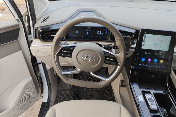 Used Hyundai Custo 2021 380TGDi Smart Luxury Premium LUX Steering Wheel