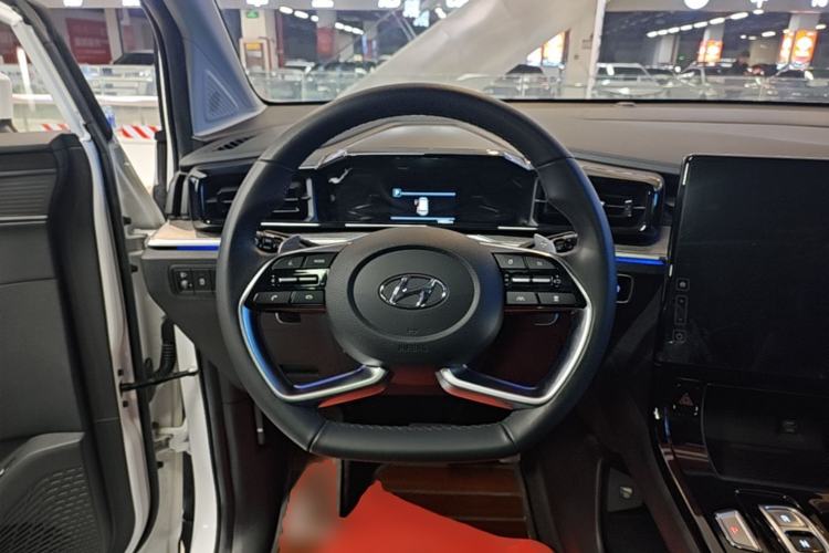 Used Hyundai Custo 2021 380TGDi Smart Love Flagship Edition TOP Premium Steering Wheel