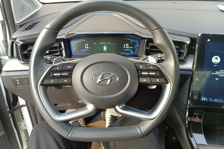 Used Hyundai Custo 2021 380TGDi Smart Love Flagship Edition TOP Premium Steering Wheel