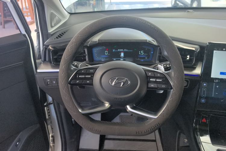Used Hyundai Custo 2021 380TGDi Smart Luxury Premium LUX Steering Wheel
