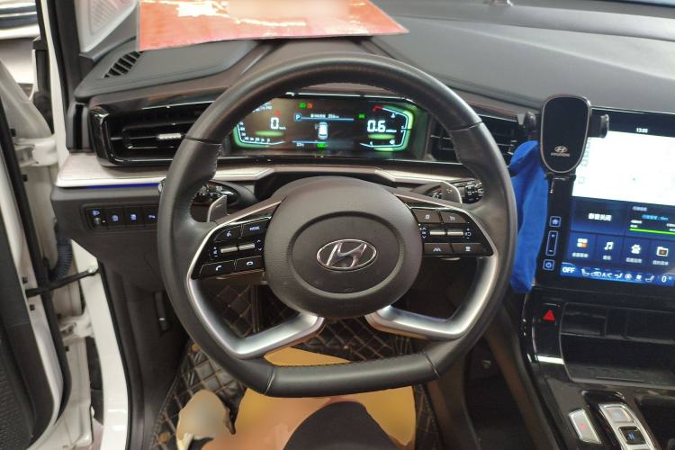 Used Hyundai Custo 2021 380TGDi Smart Love Flagship Edition TOP Premium Steering Wheel