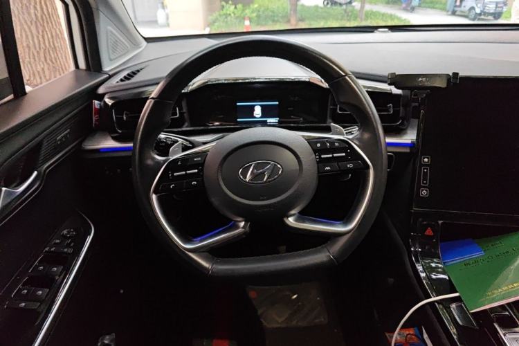 Used Hyundai Custo 2021 380TGDi Smart Luxury Premium LUX Steering Wheel