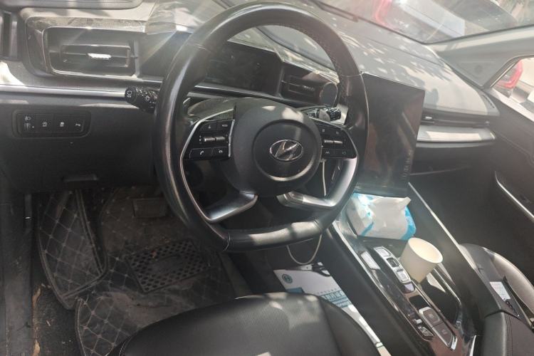 Used Hyundai Custo 2021 380TGDi Smart Luxury Premium LUX Steering Wheel