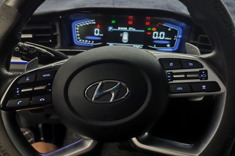 Used Hyundai Custo 2021 380TGDi Smart Love Flagship Edition TOP Premium Steering Wheel