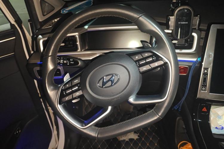Used Hyundai Custo 2021 380TGDi Smart Luxury Premium LUX Steering Wheel