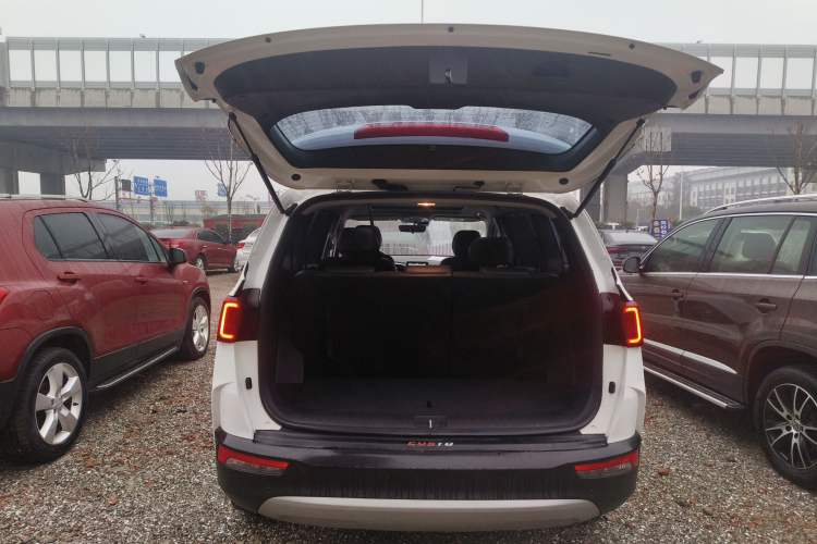 Used Hyundai Custo 2021 270TGDi Prestige LUX Trunk