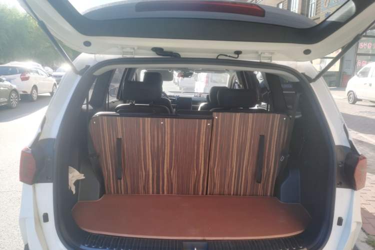 Used Hyundai Custo 2021 270TGDi Prestige LUX Trunk