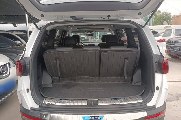 Used Hyundai Custo 2021 270TGDi Prestige LUX Trunk