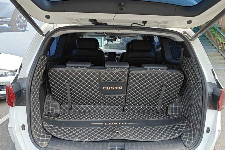 Used Hyundai Custo 2021 380TGDi Smart Love Flagship Edition TOP Premium Trunk