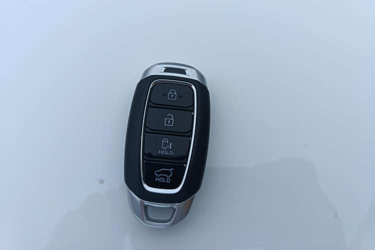Used Hyundai Custo 2021 270TGDi Prestige LUX Vehicle Key