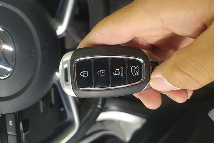 Used Hyundai Custo 2021 380TGDi Deluxe Edition DLX Vehicle Key