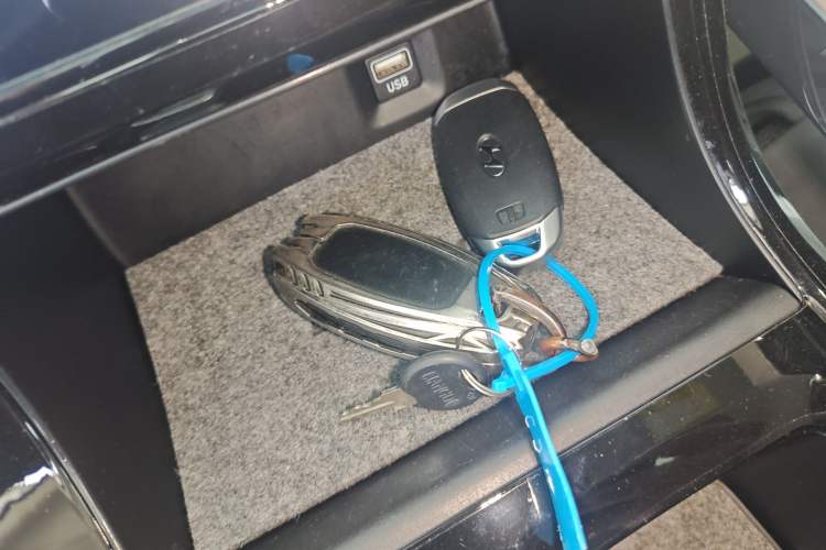 Used Hyundai Custo 2021 380TGDi Smart Luxury Premium LUX Vehicle Key