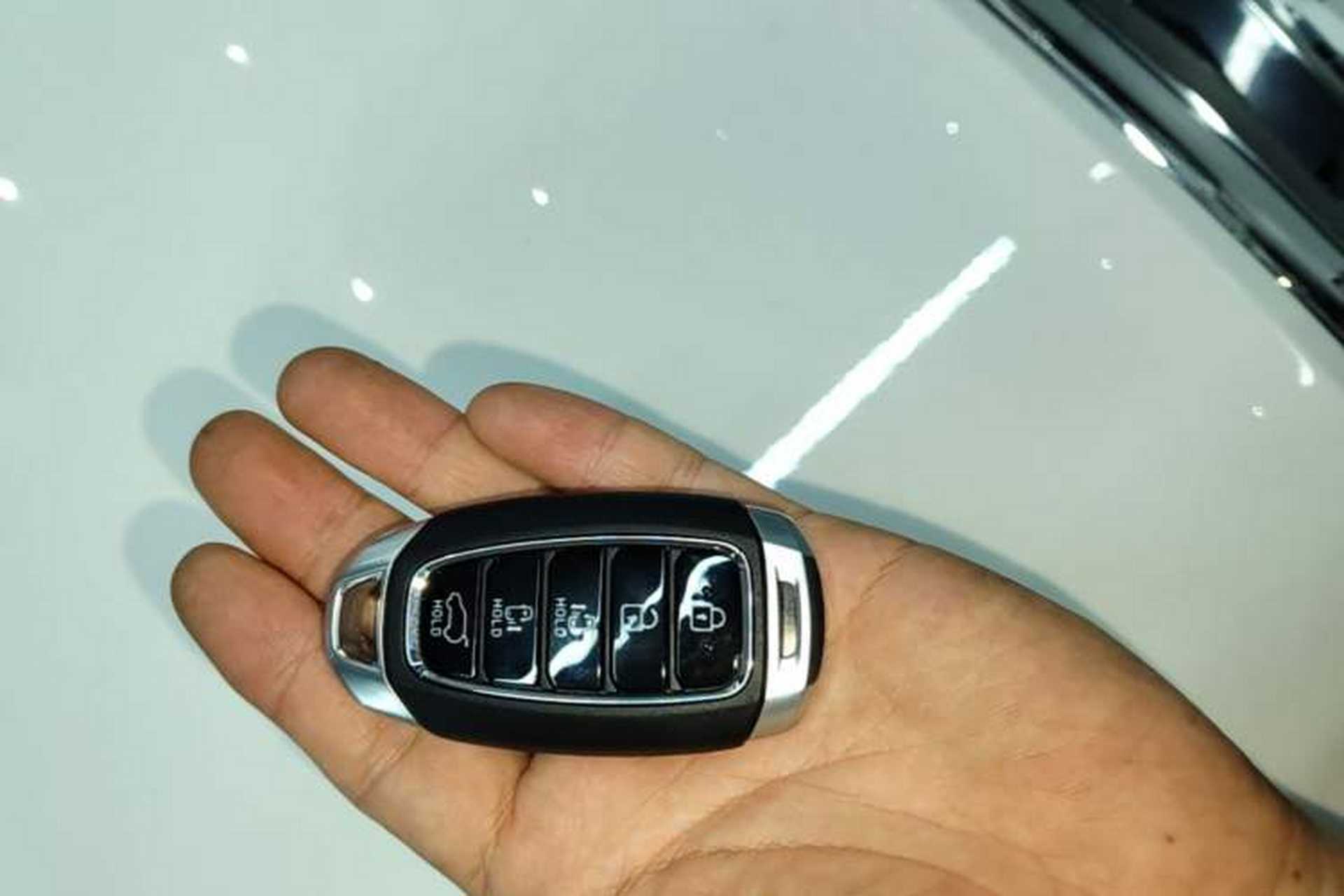 Used Hyundai Custo 2021 380TGDi Smart Love Flagship Edition TOP Premium Vehicle Key