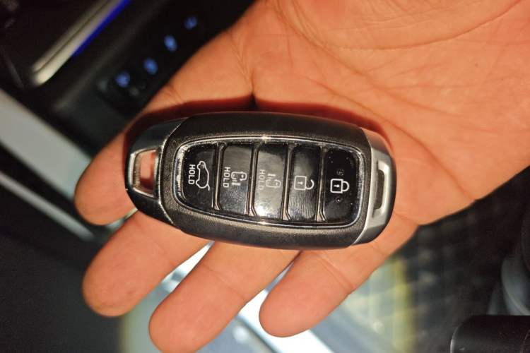 Used Hyundai Custo 2021 380TGDi Smart Love Flagship Edition TOP Premium Vehicle Key