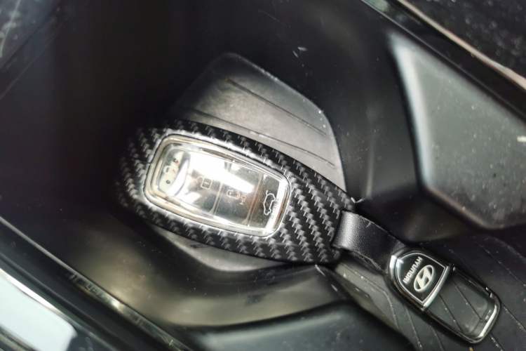 Used Hyundai Custo 2021 270TGDi Prestige LUX Vehicle Key