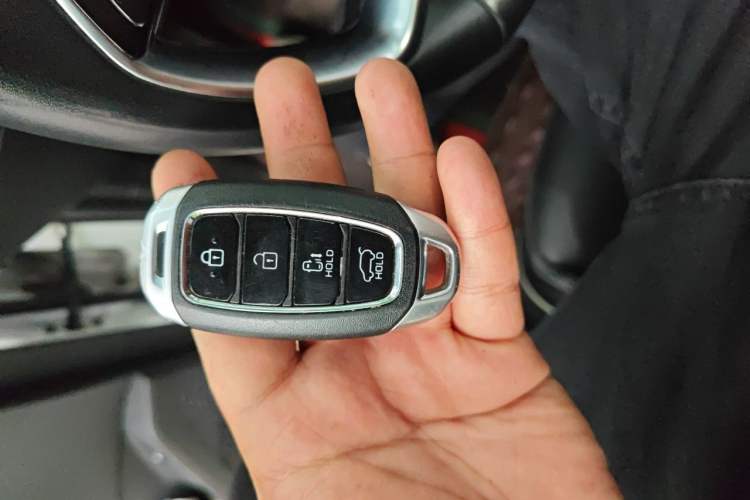 Used Hyundai Custo 2021 380TGDi Smart Luxury Premium LUX Vehicle Key