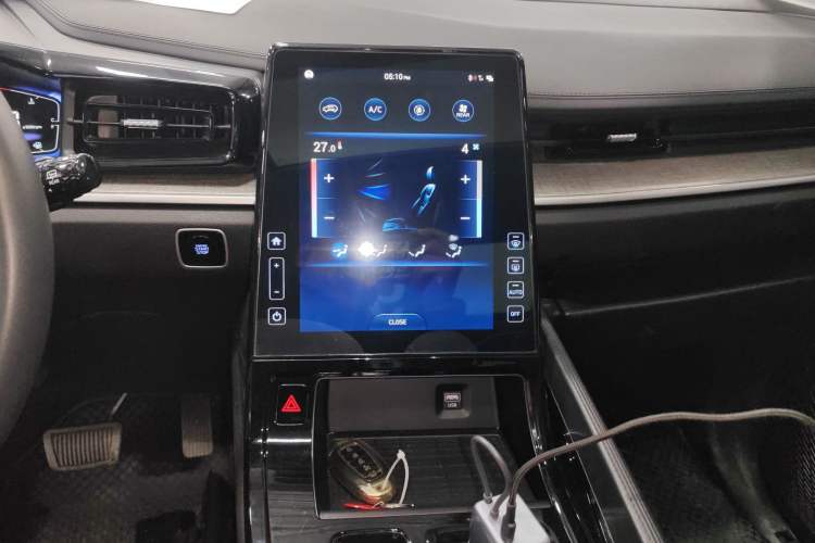 Used Hyundai Custo 2022 270TGDi Smart Luxury Flagship Edition TOP Audio And AC Panel