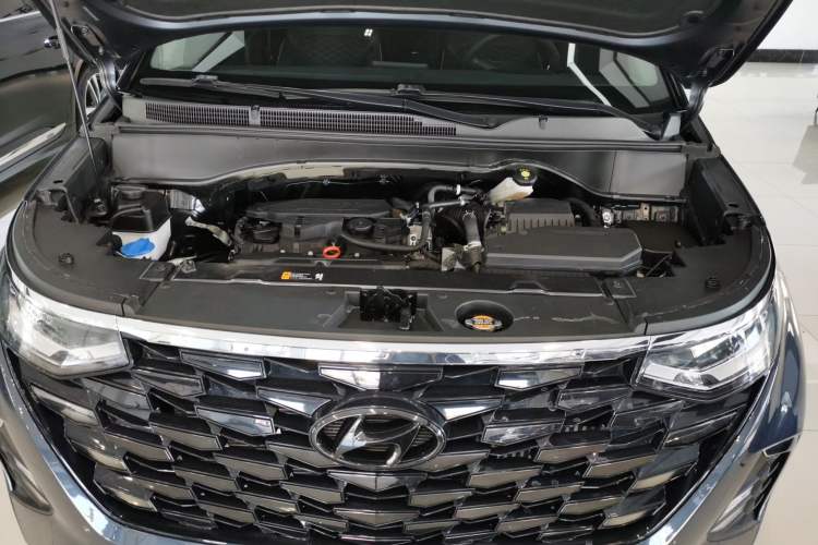 Used Hyundai Custo 2022 270TGDi Smart Luxury Flagship Edition TOP Engine Bay